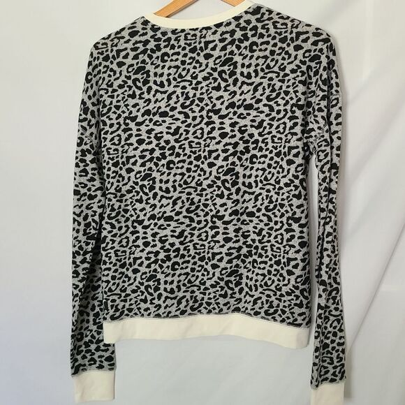 Zyia Leopard Print Sweatshirt Long Sleeve Crew sz Large - Picture 3 of 7